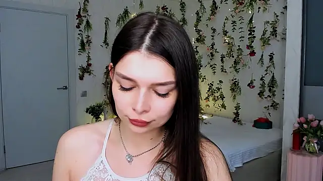 ContinentOfTranquility Live XXX-Chat