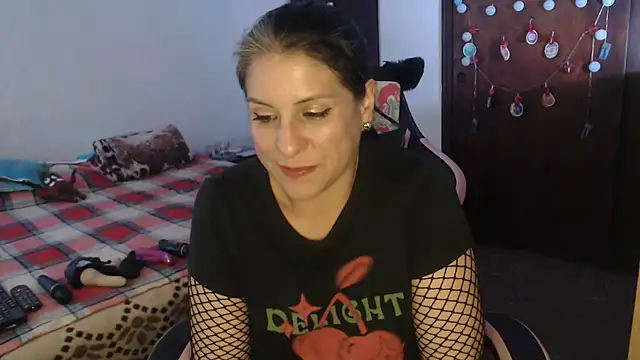 LucifernandaSw Chat XXX live