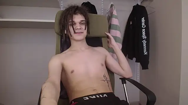 PeachTree Pertunjukan Webcam