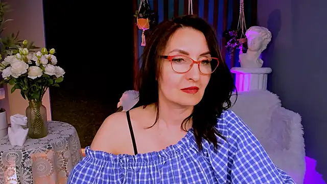 UnaTerra's Live XXX Chat