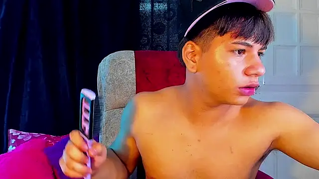 Webkamerová show Aless_bigg