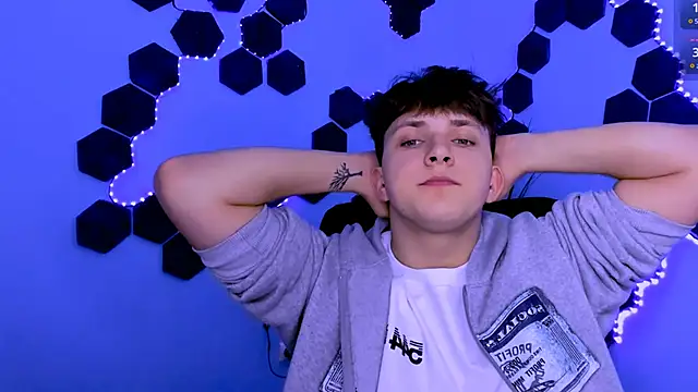 travis_wolf_ – Kamerová šou