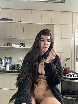 دردشة Nikatsu الجنسية المباشرة