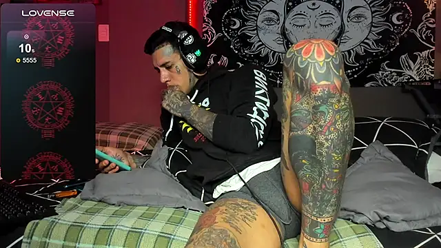 jhonny__ackerman's Live XXX Chat