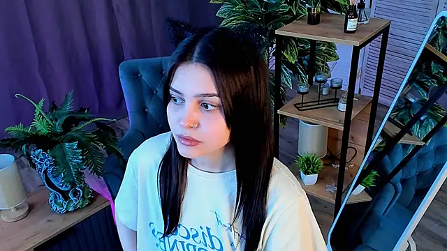 MarianneAuvil's Live XXX Chat