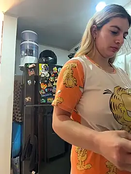 AtheneaRossi: вебкам-шоу