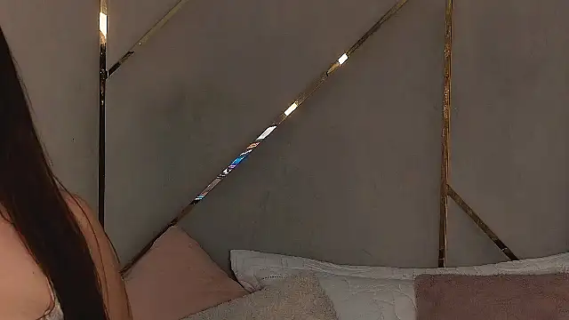 Živý XXX chat NaomiAster