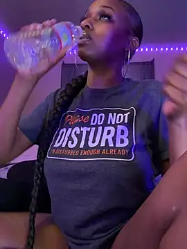 Show modela AshleyCa1995 na web-kameri