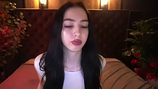 Živý XXX chat WildKittenX_