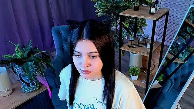 XXX chat uživo modela MarianneAuvil
