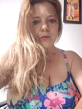 karlaanqui1's Live XXX Chat