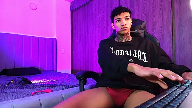 im_Usuga ওয়েবক্যাম শো