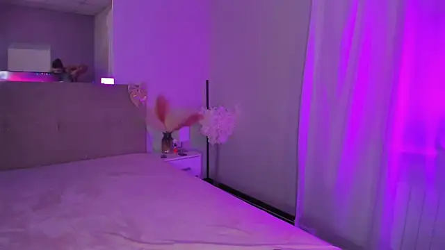 Laura_Leee Chat XXX live