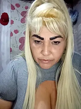 BonniAdams élő XXX-chatje