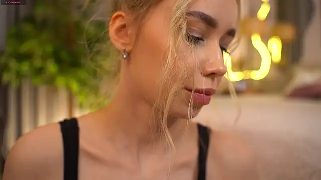 _Spring_Day_ 即時 XXX 聊天