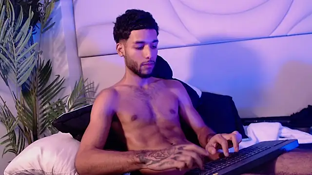 Show de Thiagoferreti na webcam