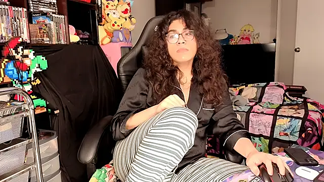 Вебкам-шоу ShinyCherub