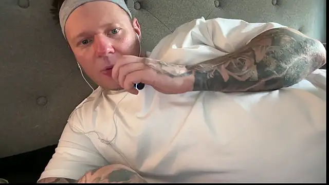 Show de webcam de monster_d_2025