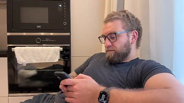 Bear_bear_ Adlı Modelin Web Kamerası Şovu