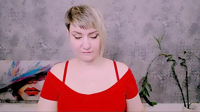 Djullia Live XXX-chat