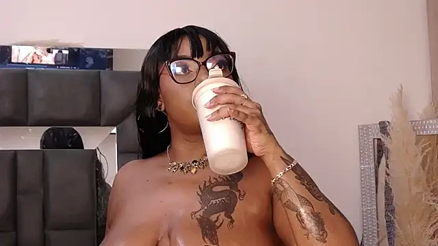 SheilaCoopers_'s Live XXX Chat