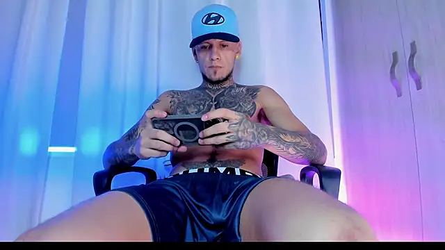 Kings_Ultimate Adlı Modelin Web Kamerası Şovu