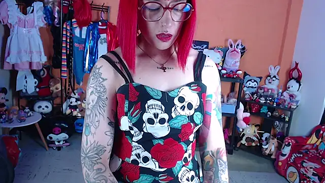 MissMiia2: онлайн-секс-чат