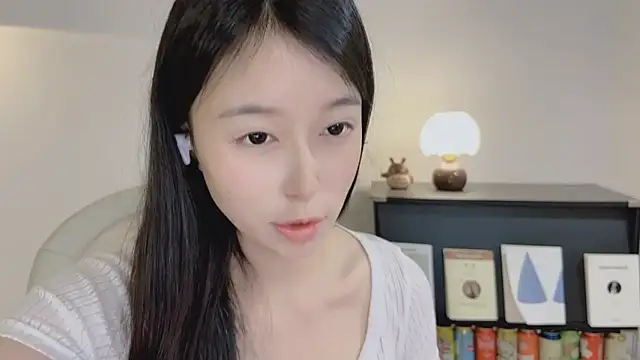 Onechestnut Chat XXX live