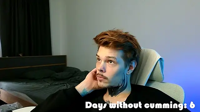 DENIS_HEREのウェブカメラショー