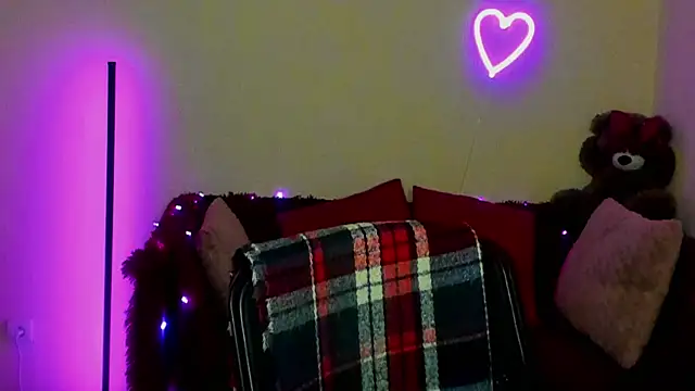 Alicia_love00 即時 XXX 聊天