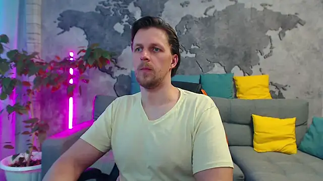 VikingChrisss Show in webcam