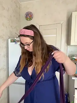 DienkaGreen Chat XXX in diretta