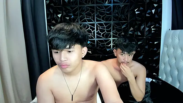 xlovercutietwinkのウェブカメラショー