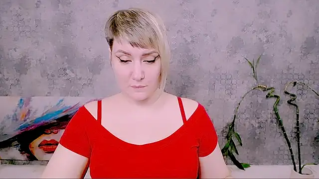 Djullia: онлайн-секс-чат