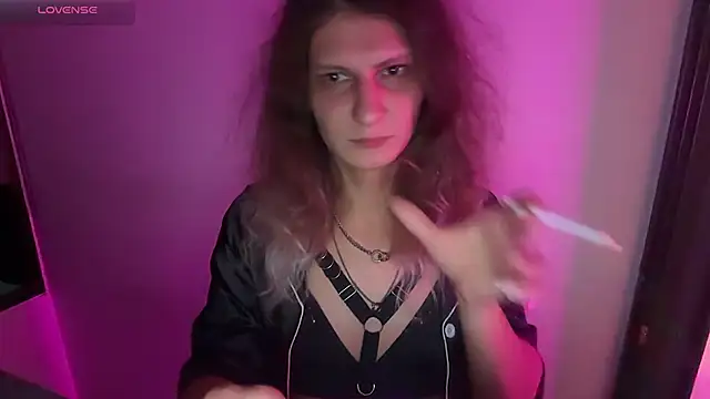 دردشة AlicePinkhead الجنسية المباشرة