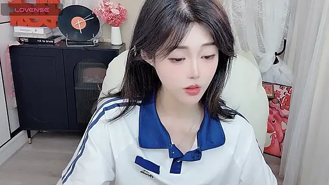 CeeKie 在線直播表演