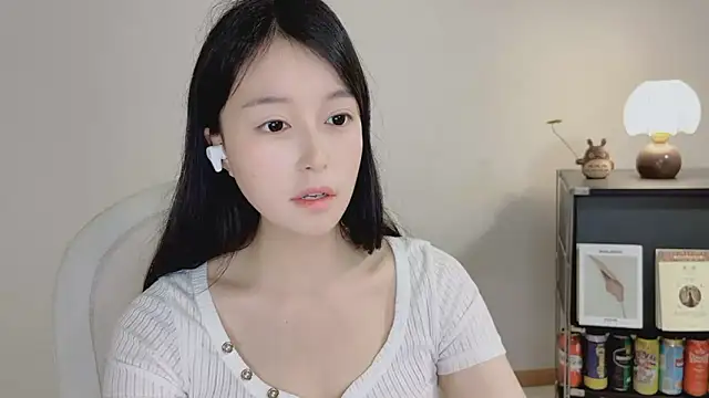 Onechestnut's Live XXX Chat