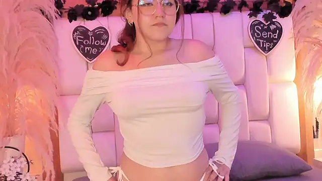 Daphne_And_Roger Live XXX-Chat