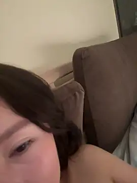 Krismil3's Live XXX Chat