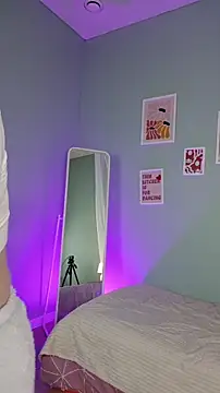 Waifu_Ketrin 现场XXX聊天