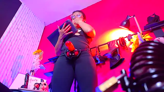 عرض كام MistressSlut1