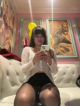 Molly-xiaoのライブXXXチャット