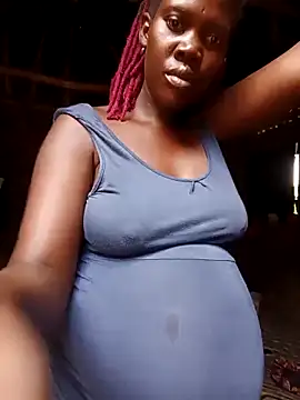 holygrail001 Adlı Modelin Web Kamerası Şovu