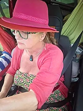 دردشة Hot-Muci الجنسية المباشرة