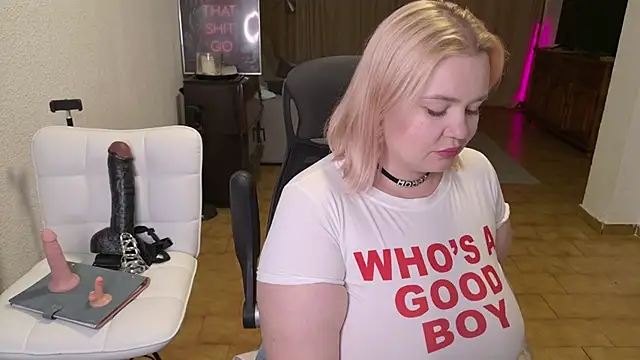 دردشة MargotGrey الجنسية المباشرة