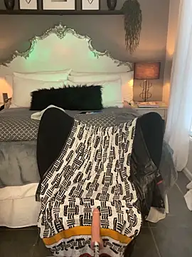 The_OnlyMustangfeels Adlı Modelin Canlı XXX Sohbeti