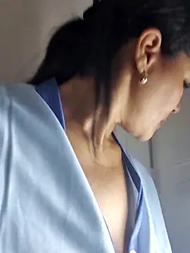 karla-bruni – Live XXX-chat