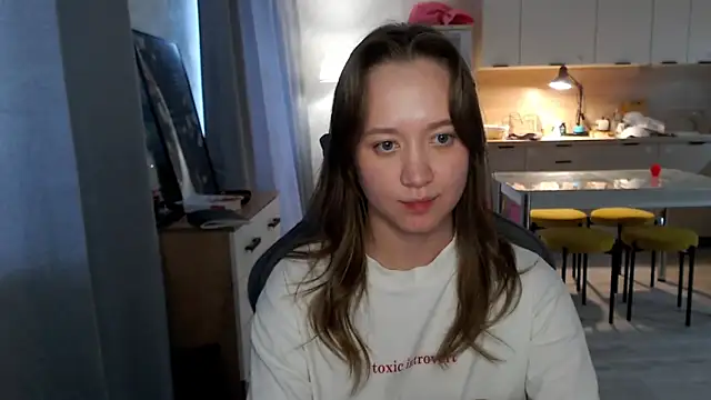 _lalune_ Adlı Modelin Canlı XXX Sohbeti