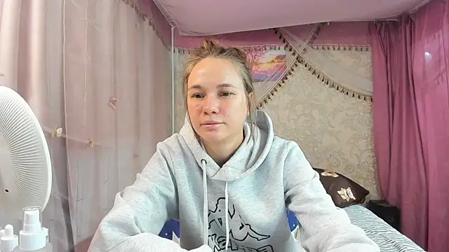 Chat +18 de leila_bambi_ ao vivo