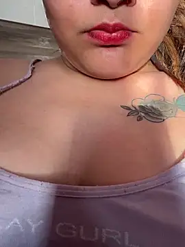 Pokazy przed kamerką – Rosy_BabyDoll